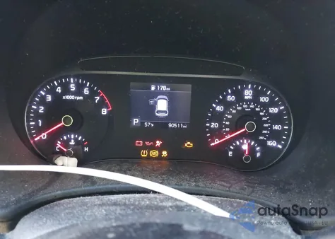 2020 Kia Soul Lx z USA, uszkodzony, nr VIN KNDJ23AU3L7724083